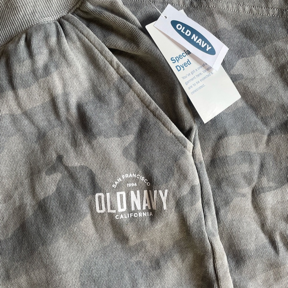 Old Navy Camo Sweat Pants